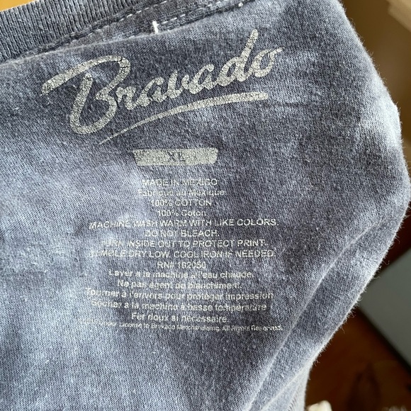 MENS XL BRAVADO GRAPHIC TEE - Picture 4 of 4